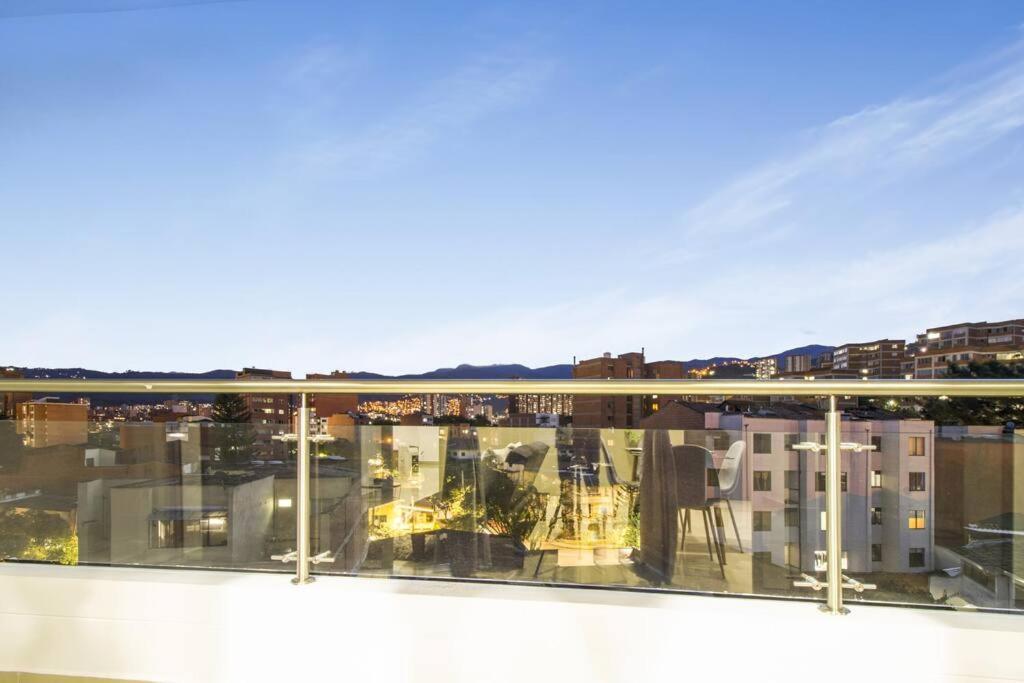 Amplio Apartamento En Calasanz - Estadio Medellin Ngoại thất bức ảnh