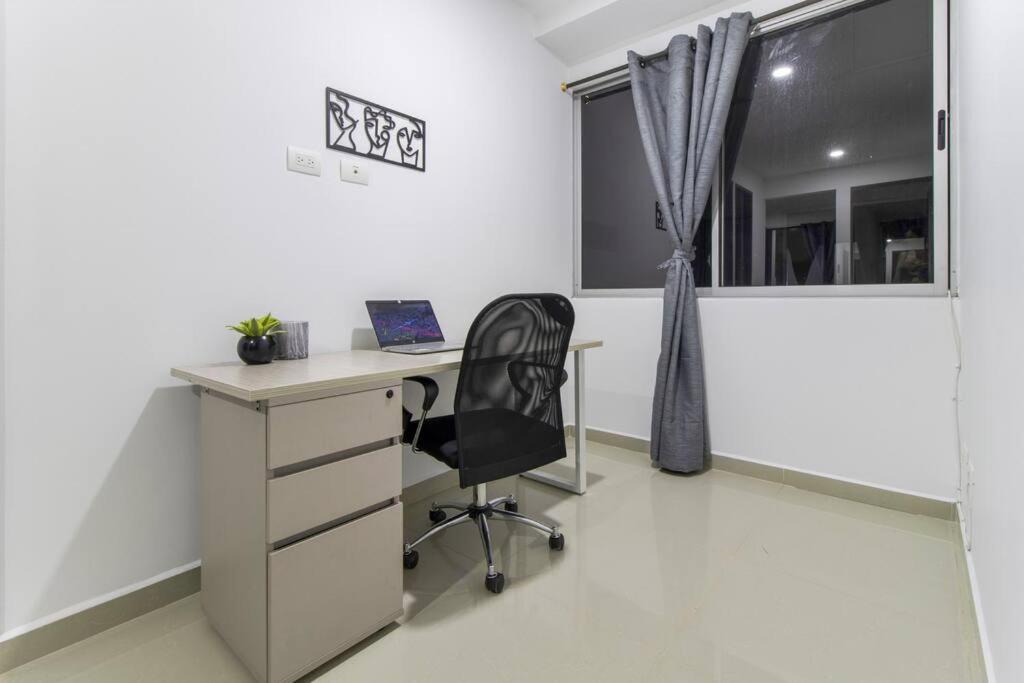 Amplio Apartamento En Calasanz - Estadio Medellin Ngoại thất bức ảnh