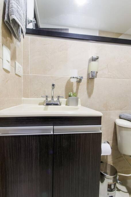 Amplio Apartamento En Calasanz - Estadio Medellin Ngoại thất bức ảnh